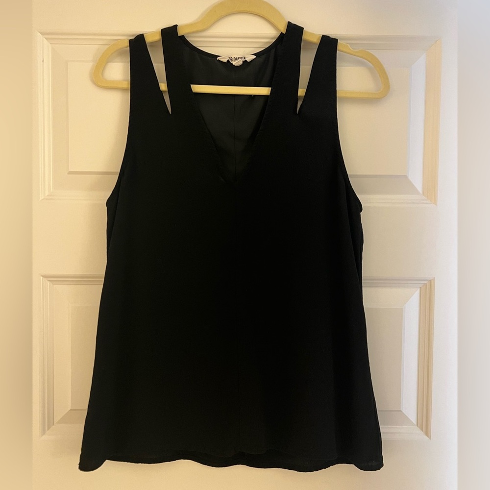BB Dakota Black Tank